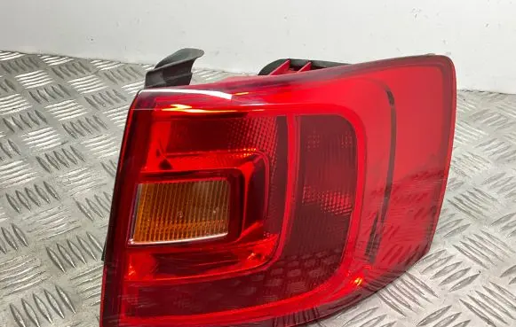 Volkswagen Jetta VI Rear/tail lights 5C6945096E
