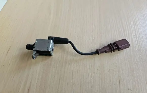 Audi Q2 - Turbo solenoid valve 04L907284