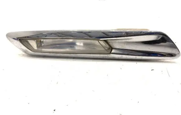 BMW 5 F10 F11 Front indicator light 7154167