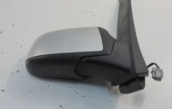 Ford C-MAX I Manual wing mirror 015847