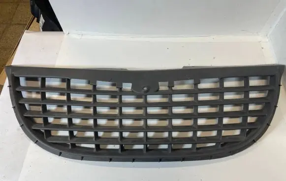 Chrysler Voyager Front bumper upper radiator grill 4857522AA IMPRK1234489