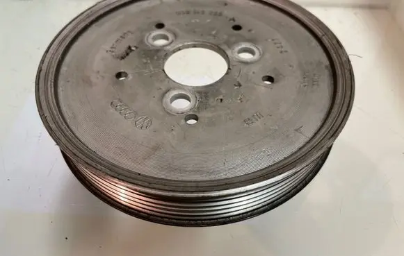 Audi A6 S6 C5 4B Power steering pump pulley 059145259