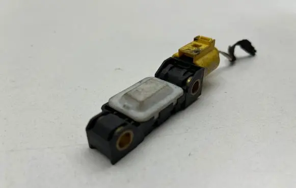 Audi A3 S3 8P Airbag deployment crash/impact sensor 4B0959643E