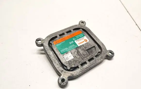 Ford Mustang VI Headlight ballast module Xenon AA3857300DG 01610951 35XT82D3