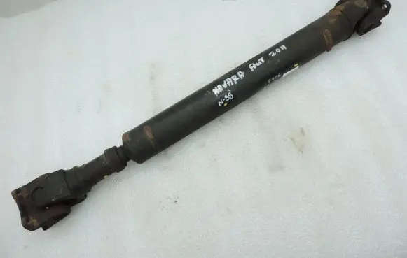 Nissan Navara D40 Front prop shaft 37200EB30A 372005X30A