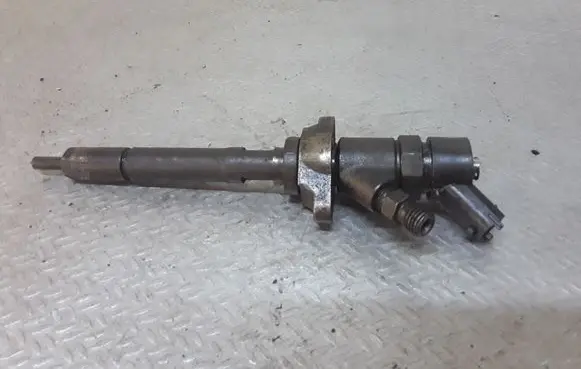 Ford Focus Fuel injector 0445110239