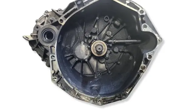 Nissan Qashqai Manual 6 speed gearbox TL4113 B265488