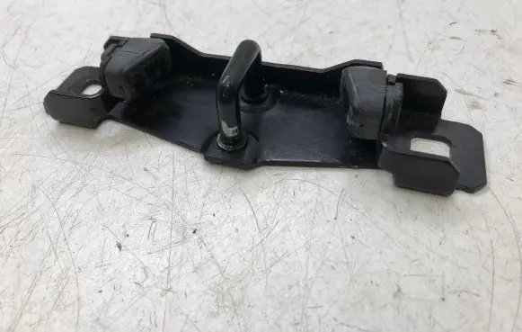 Volvo S60 Trunk lock loop 3M51R404B12