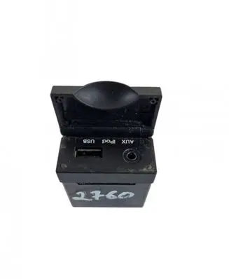 Hyundai i30 AUX in-socket connector 961202L200