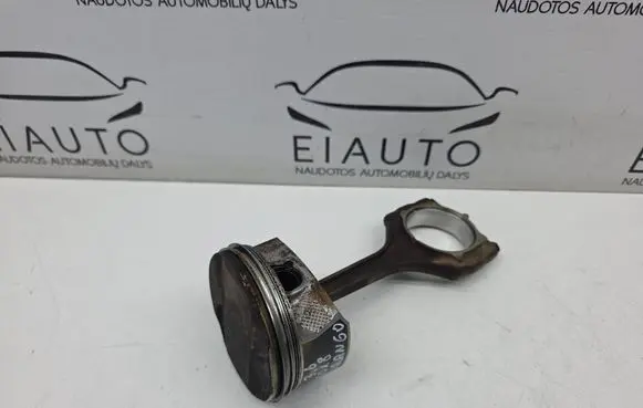 Dodge Durango III Piston with connecting rod 