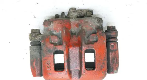 Mitsubishi Pajero Front brake caliper
