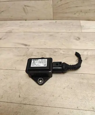 Volkswagen PASSAT B5.5 ESP acceleration yaw rate sensor 8E0907637A 0265005245