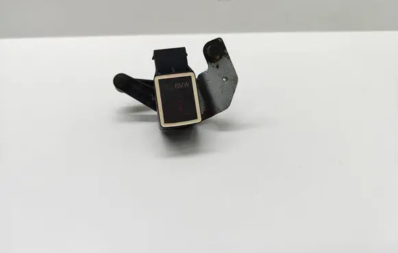 BMW 5 E60 E61 Rear air suspension level height sensor 6752797 675279701 37146752797