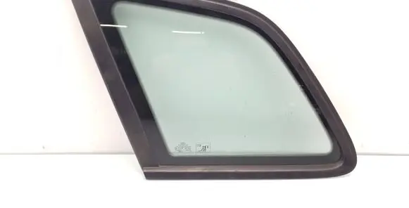 Rear side window