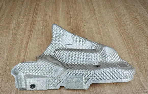 Audi Q5 SQ5 8R Heat shield in engine bay 8R1399300A