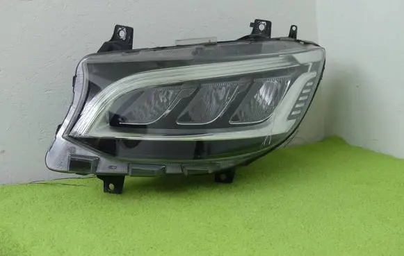 Headlight/headlamp