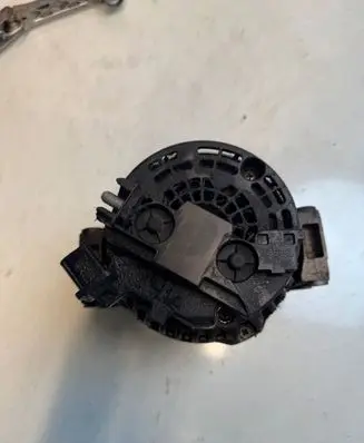 BMW 3 E90 E91 Generator/alternator 21323112