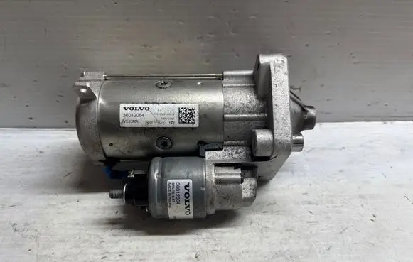 Volvo V60 Starter motor 36012064