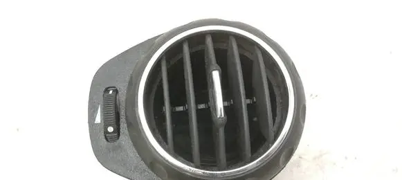 Alfa Romeo GT Dashboard side air vent grill/cover trim 