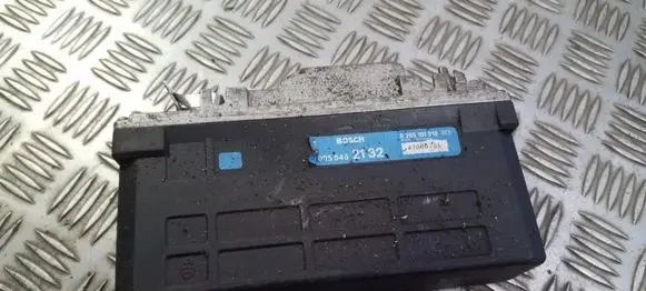Mercedes-Benz E W124 ABS control unit/module 0055452132 0265101018