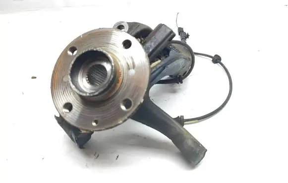 Toyota Aygo AB40 Front wheel hub