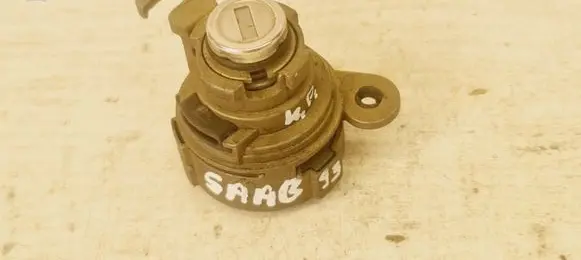 Saab 9-3 Ver2 Front door lock (next to the handle) 11113