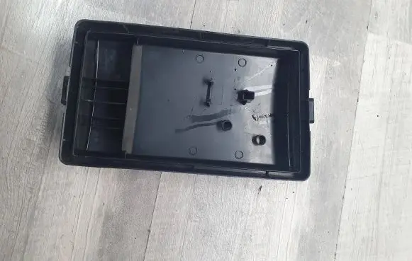 Fuse box cover