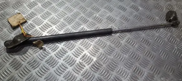 Mazda 626 Tailgate/trunk strut/damper