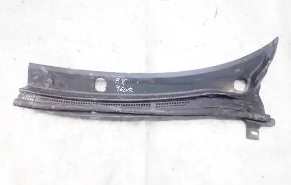 Mazda 2 Wiper trim 3m71a01417bh 3m71-a01417-bh