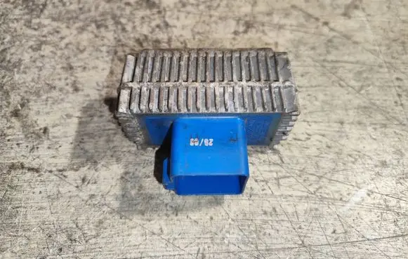 Opel Zafira A Glow plug pre-heat relay 55353011 51299014B