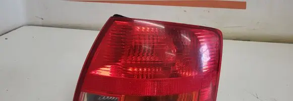 Audi A4 S4 B7 8E 8H Rear/tail lights 8E9945096E 484002 ULO748002