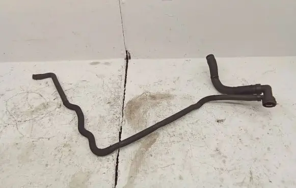Opel Insignia A Engine coolant pipe/hose 56556897