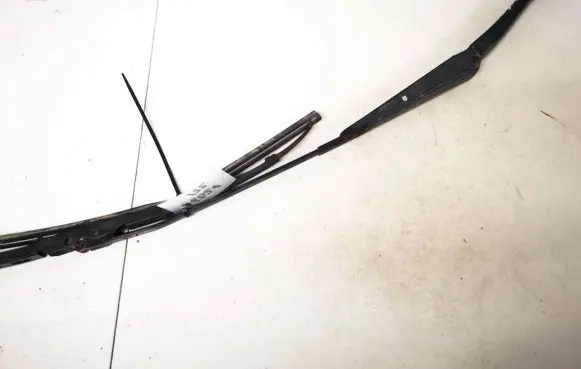 Fiat Doblo Front wiper blade arm