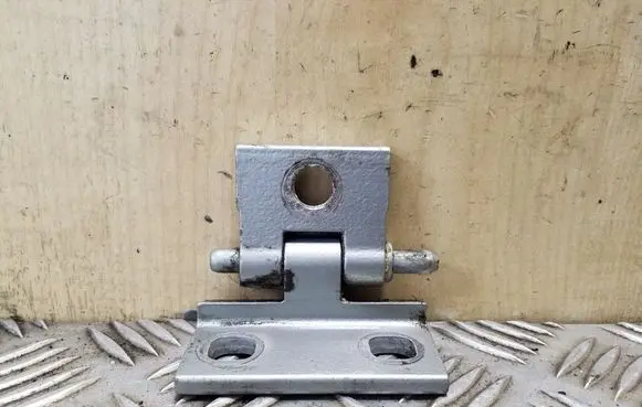 Volvo XC90 Rear door upper hinge