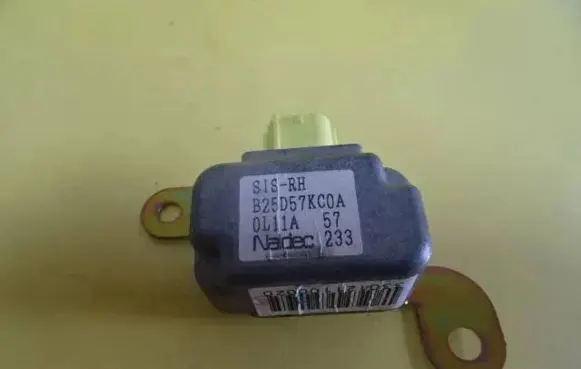 Mazda 323 F Airbag deployment crash/impact sensor B25D57KC0A