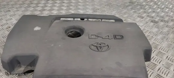 Toyota Avensis T270 Engine cover (trim)