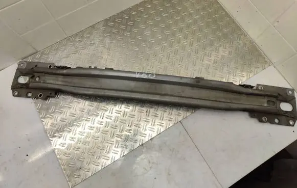 Volvo V60 Front bumper cross member 31349057