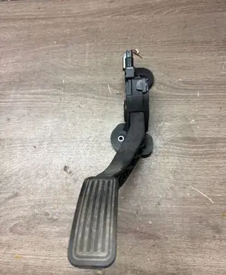 Mazda 6 Accelerator throttle pedal GS1D41600 6PV93337000 9M819735AD
