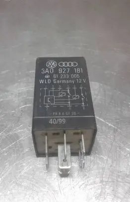 Audi A6 S6 C5 4B Other relay 3A0927181 61233005