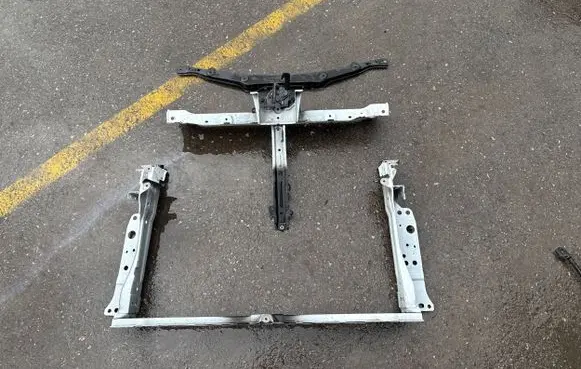 Lexus UX Radiator support slam panel
