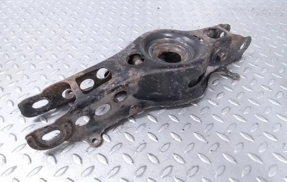 Cadillac ATS Rear upper control arm/wishbone 22947075 23282359