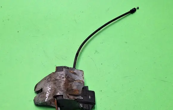 Mercedes-Benz C W203 Loading door lock 