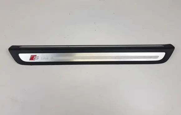 Audi Q5 SQ5 Front sill trim cover 8R0853374F