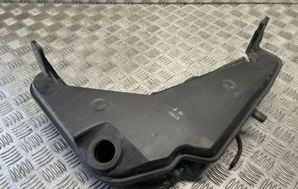 Audi Q5 SQ5 8R Windshield washer fluid reservoir/tank 8R0955453B