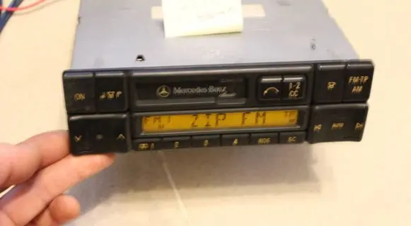 Mercedes-Benz W123 Radio/CD/DVD/GPS head unit 0038206286 BE2010 BECKER