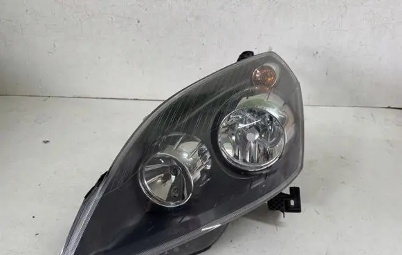 Opel Zafira B Headlight/headlamp 13252472