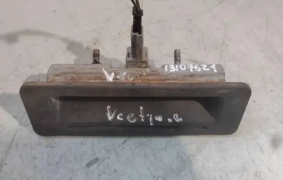Opel Vectra C Tailgate opening switch 13107621
