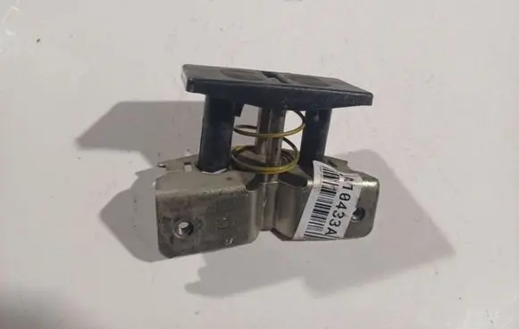 Peugeot 407 Rear door lock loop/hook striker 