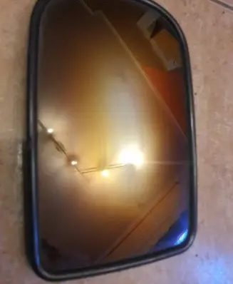 Front door electric wing mirror