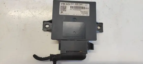 Volkswagen PASSAT B7 Voltage converter/converter module 3AA919041 0140556948 1559